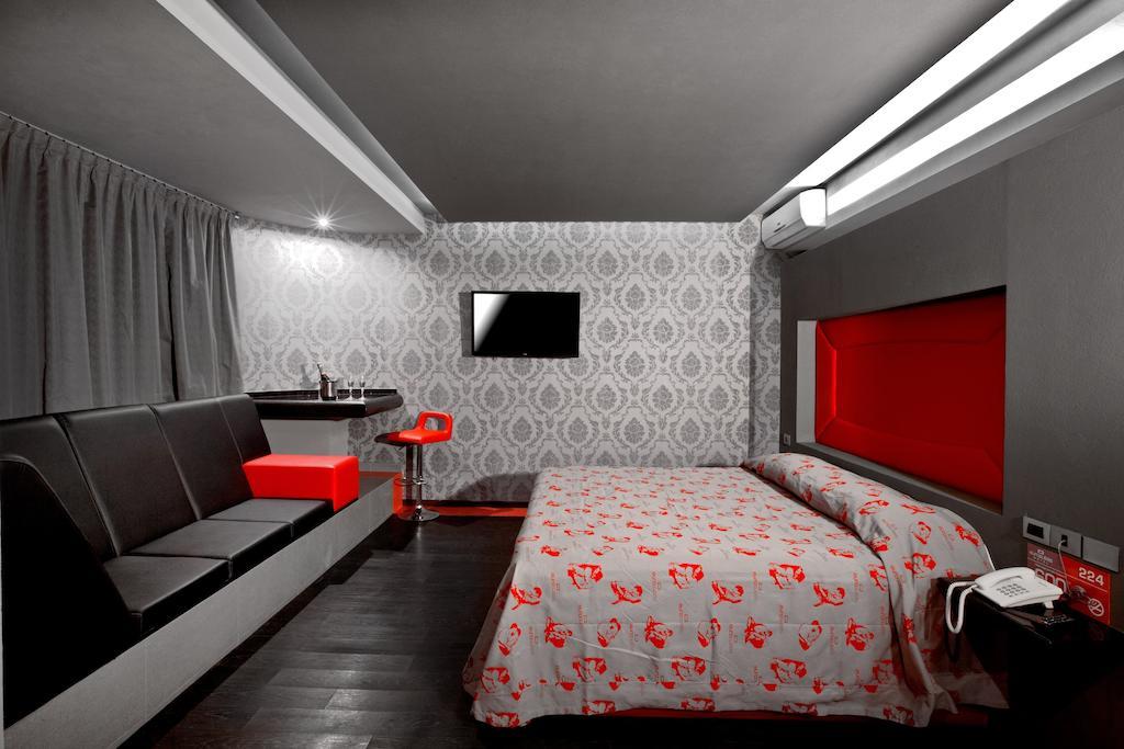 Eurosuites Oceania - Adults Only メキシコシティ エクステリア 写真